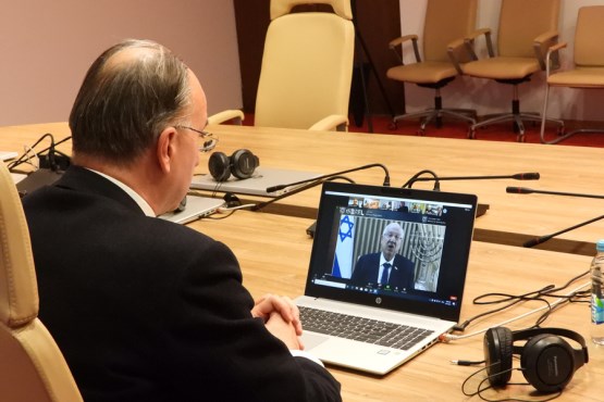 Poslanik u Predstavničkom domu Damir Arnaut učestvovao na video – konferenciji povodom Međunarodnog dana sjećanja na holokaust 